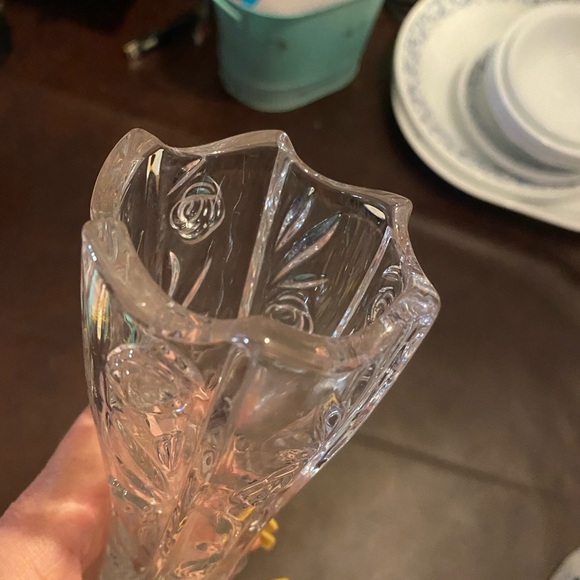 Crystal bud vase - Picture 5 of 9